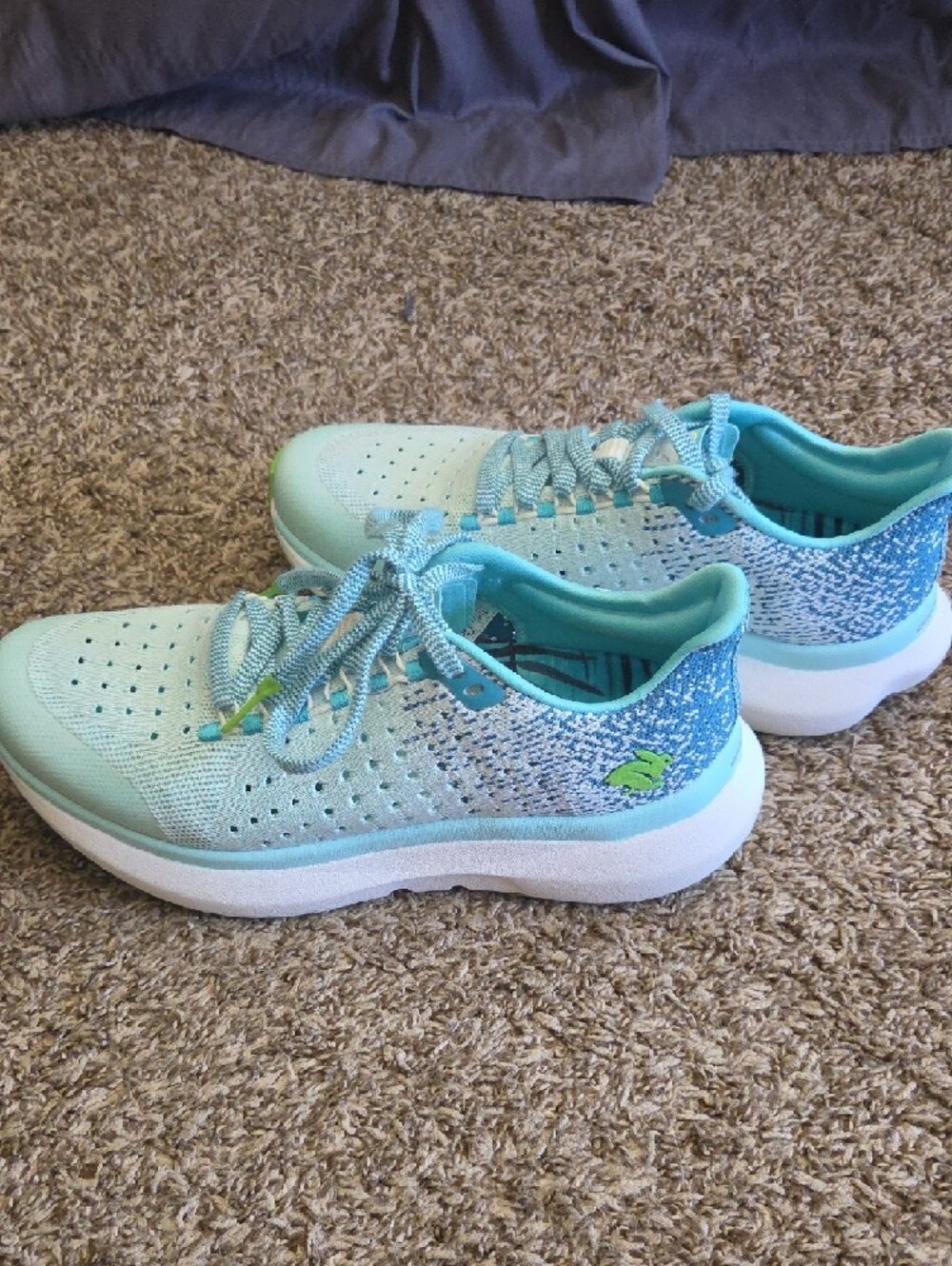 Rabbit Blue Women's Athletic Sneakers Size 9.